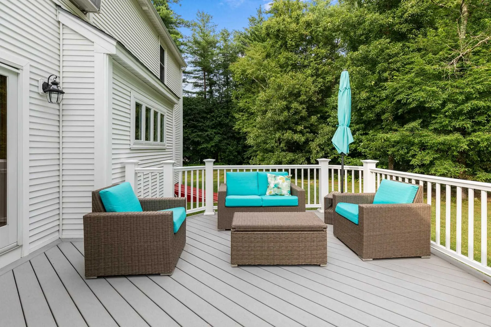 6 Lamington Place Stratham NH 03885