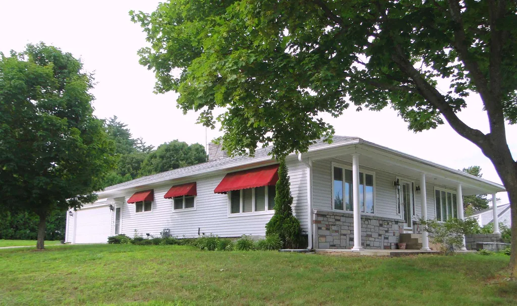 129 Morningside Drive Laconia NH 03246