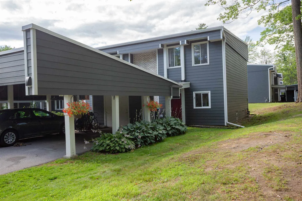 8 Timber Lane South Burlington VT 05403