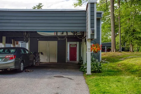 8 Timber Lane South Burlington VT 05403
