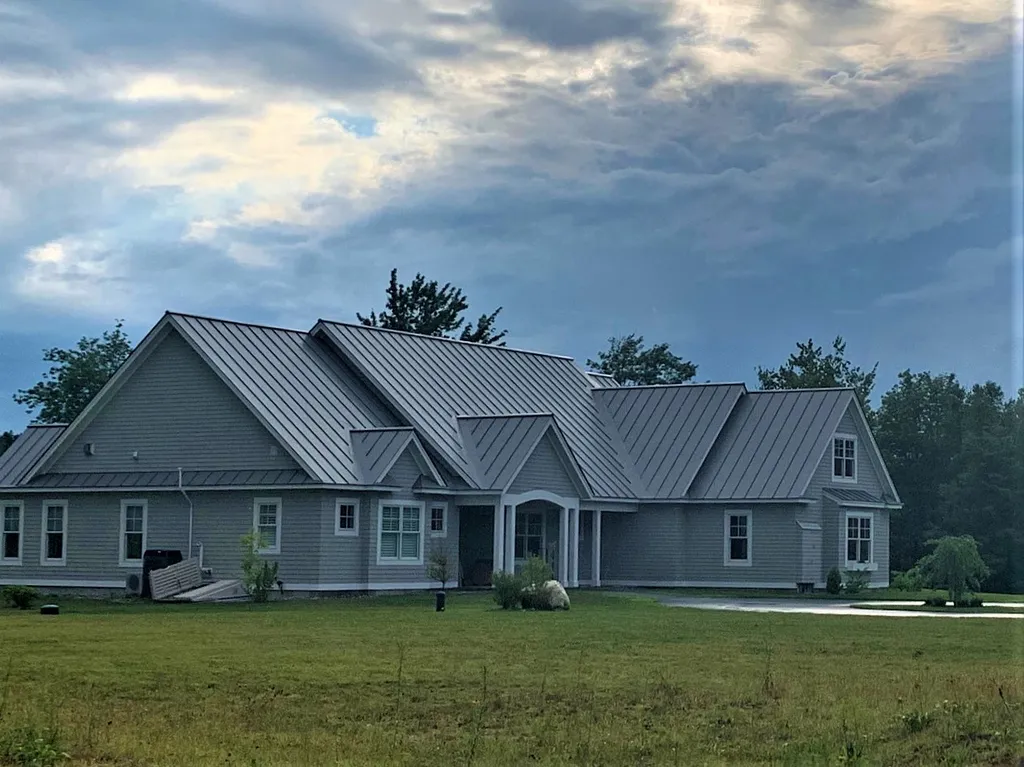 125 Summit Road Sutton NH 03260