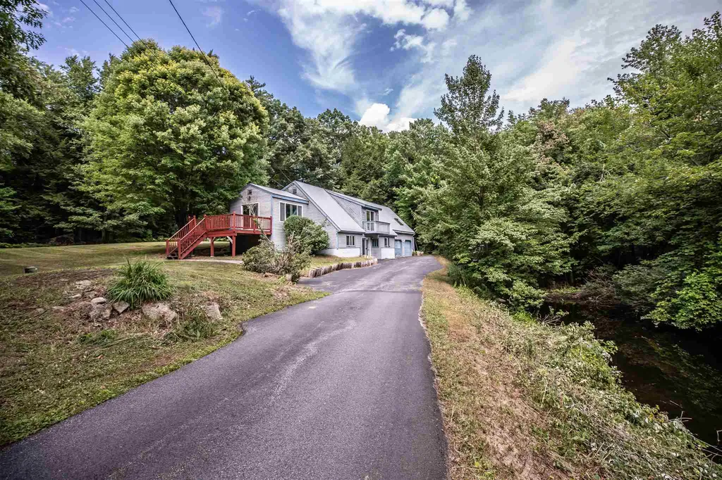 81 Cross Road Hooksett NH 03106