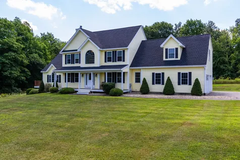 58 Tenney Road Sandown NH 03873