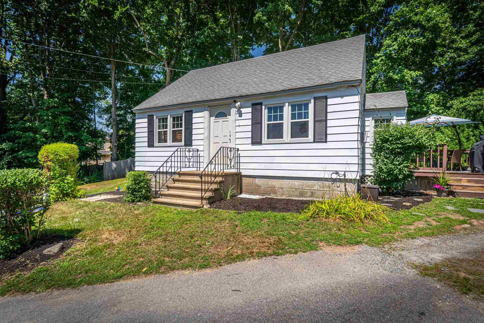 1 Robie Street Hampton NH 03842