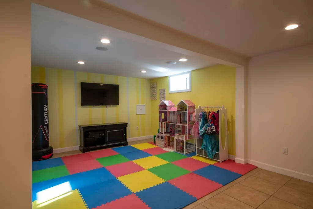 78 Nashua Road Pelham NH 03076