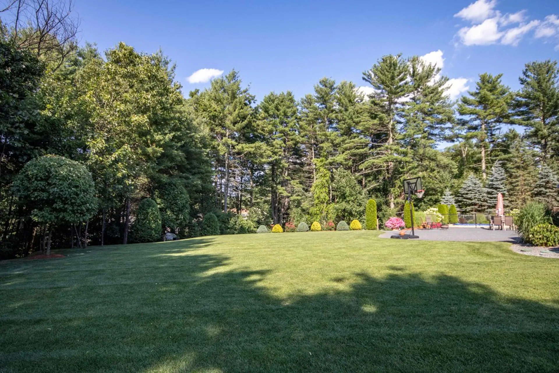 78 Nashua Road Pelham NH 03076