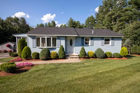 78 Nashua Road Pelham NH 03076