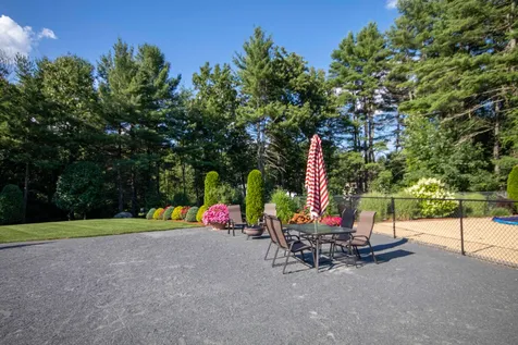 78 Nashua Road Pelham NH 03076