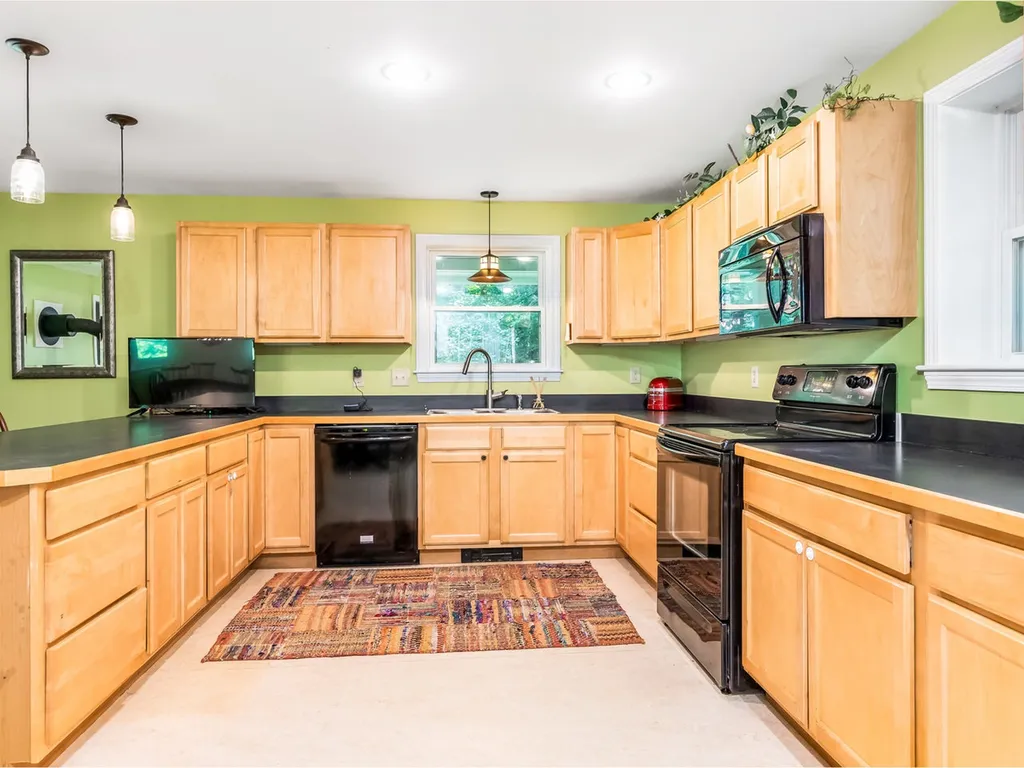 962 Dugway Road Richmond VT 05477