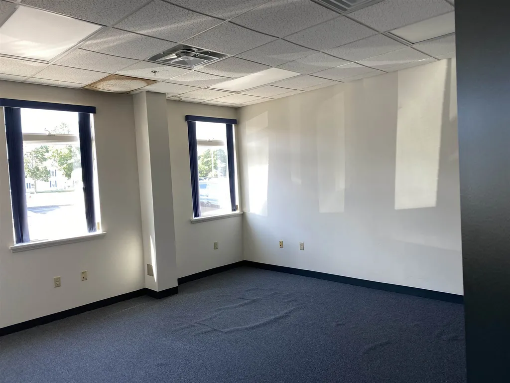 881 Lafayette Road Hampton NH 03842