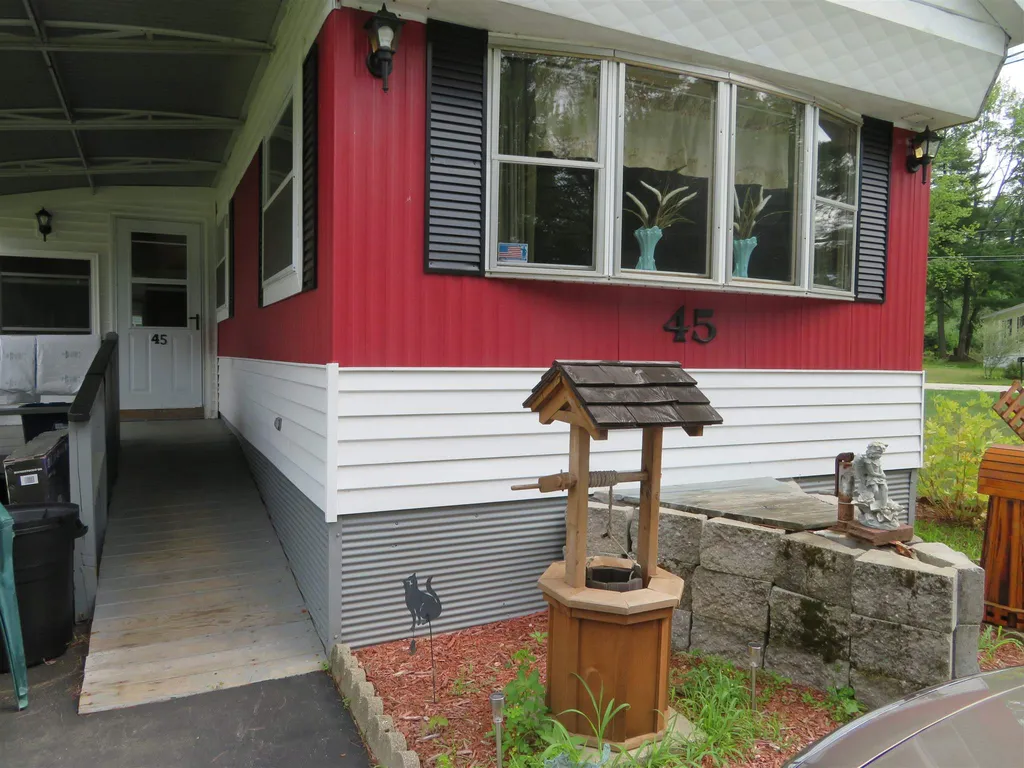 45 Boanza Drive Concord NH 03303