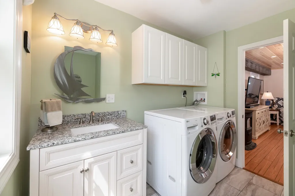 12 Bear Point Road Meredith NH 03253