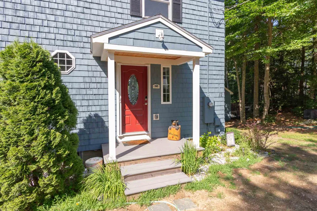 12 Bear Point Road Meredith NH 03253