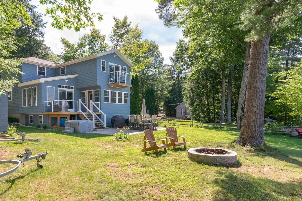 12 Bear Point Road Meredith NH 03253
