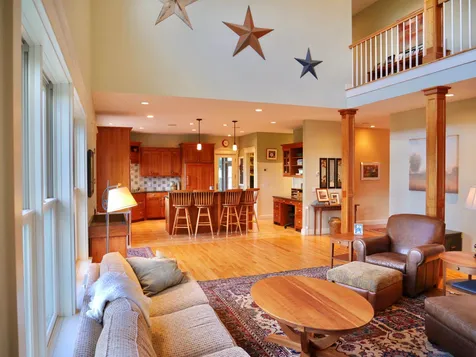 104 Oakmont Road New London NH 03257