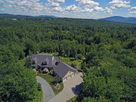104 Oakmont Road New London NH 03257