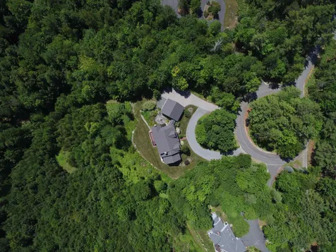 104 Oakmont Road New London NH 03257