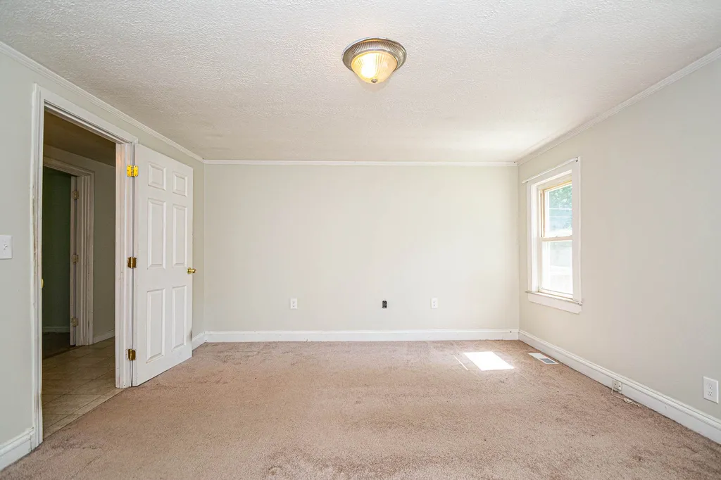 20 London Bridge Road Windham NH 03087