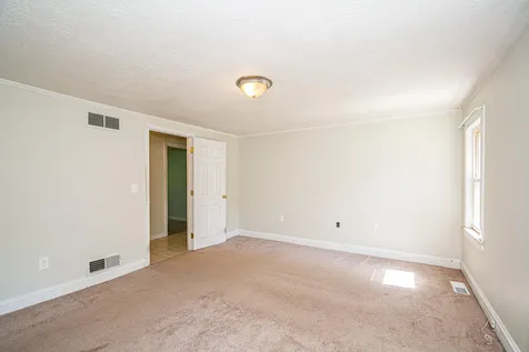 20 London Bridge Road Windham NH 03087