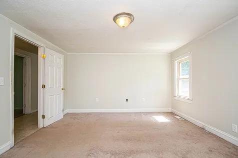 20 London Bridge Road Windham NH 03087