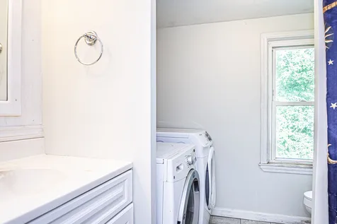 20 London Bridge Road Windham NH 03087