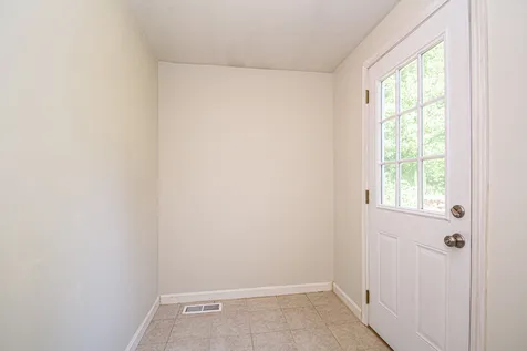 20 London Bridge Road Windham NH 03087