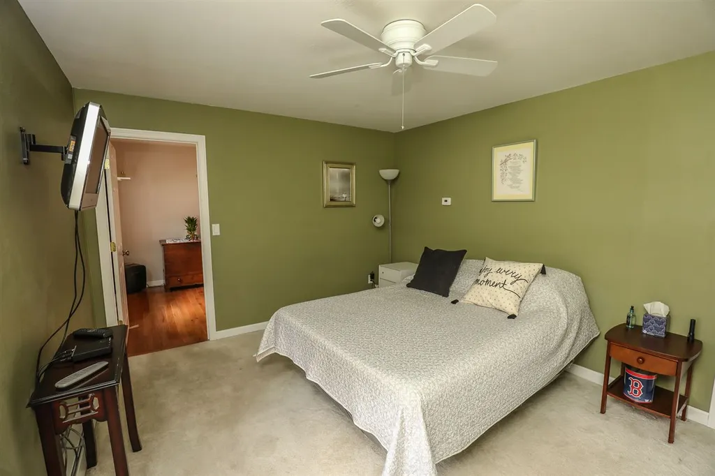 106 Mccarthy Street Manchester NH 03104