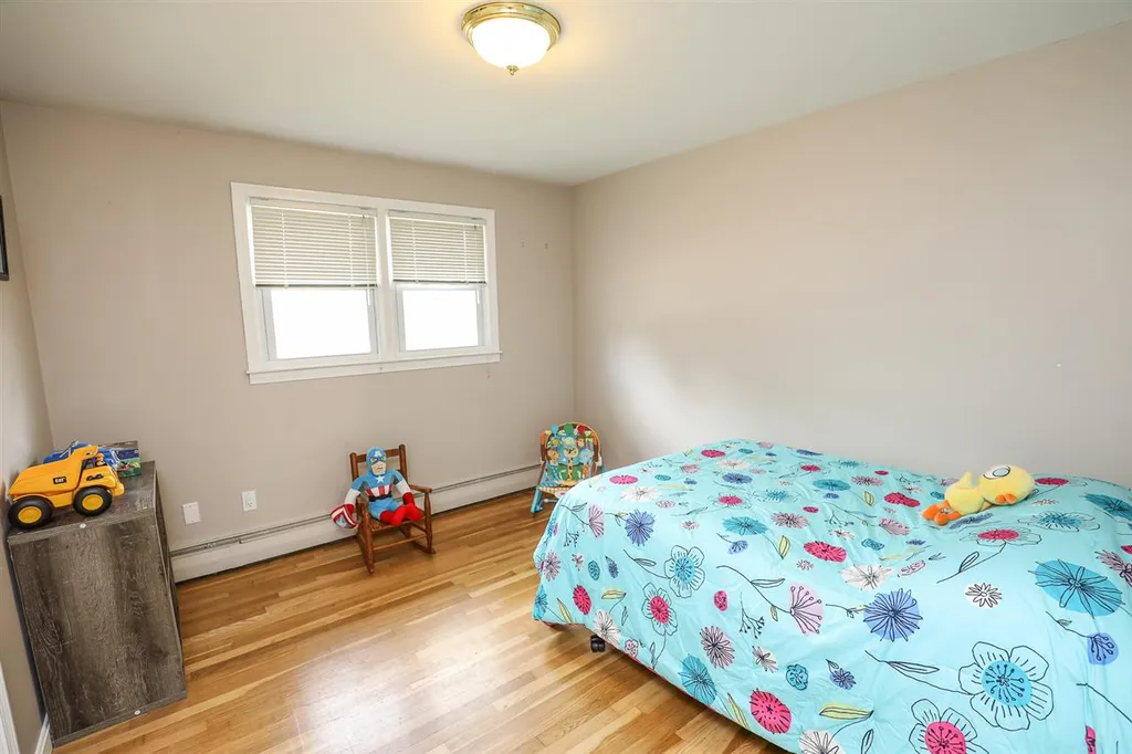 106 Mccarthy Street Manchester NH 03104