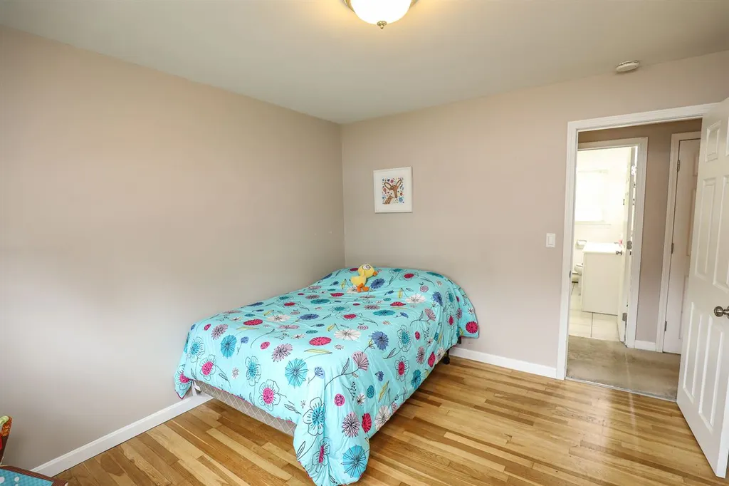 106 Mccarthy Street Manchester NH 03104