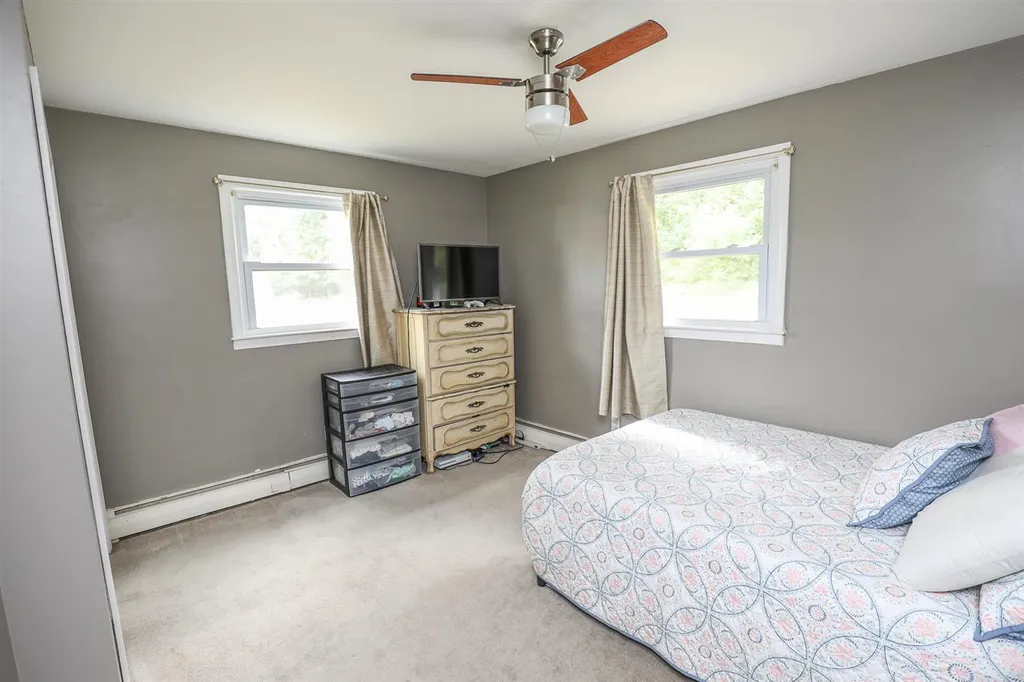 106 Mccarthy Street Manchester NH 03104