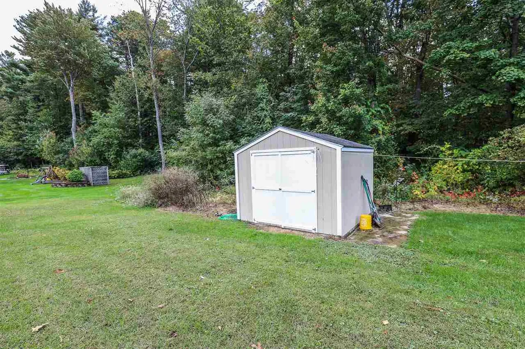 106 Mccarthy Street Manchester NH 03104
