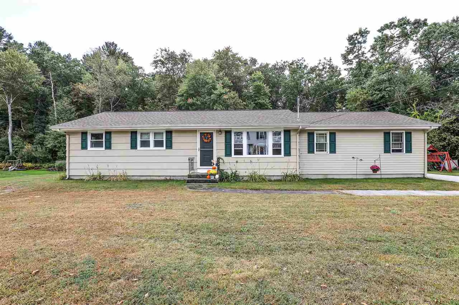 106 Mccarthy Street Manchester NH 03104