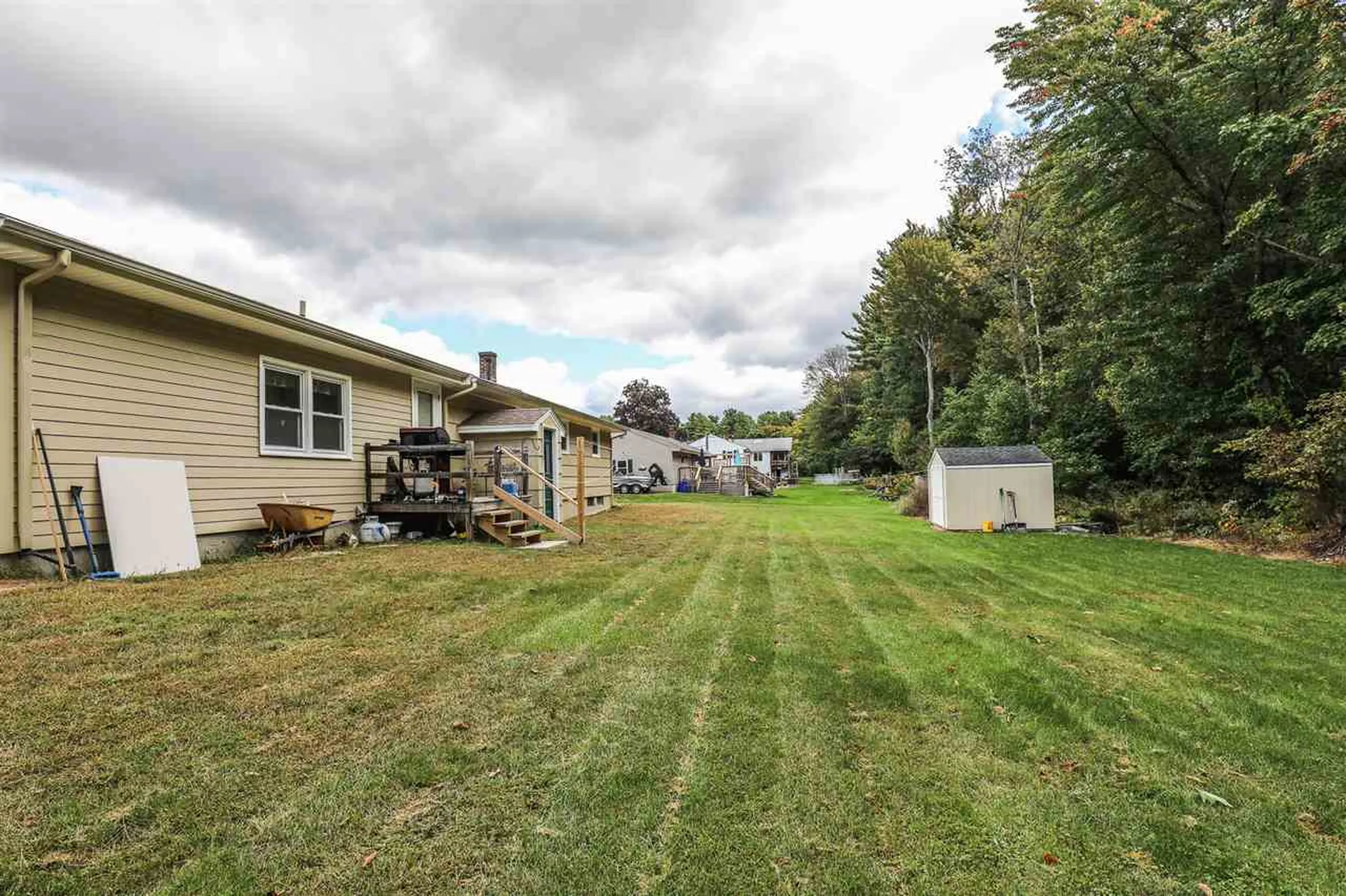 106 Mccarthy Street Manchester NH 03104