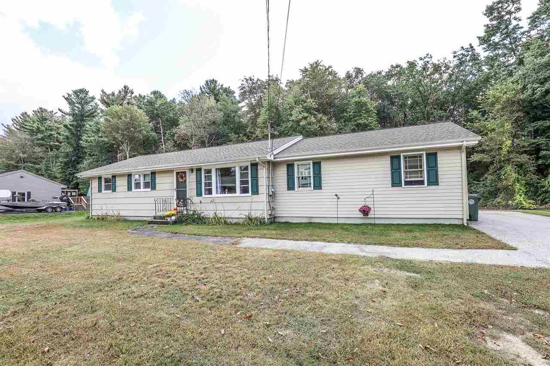 106 Mccarthy Street Manchester NH 03104