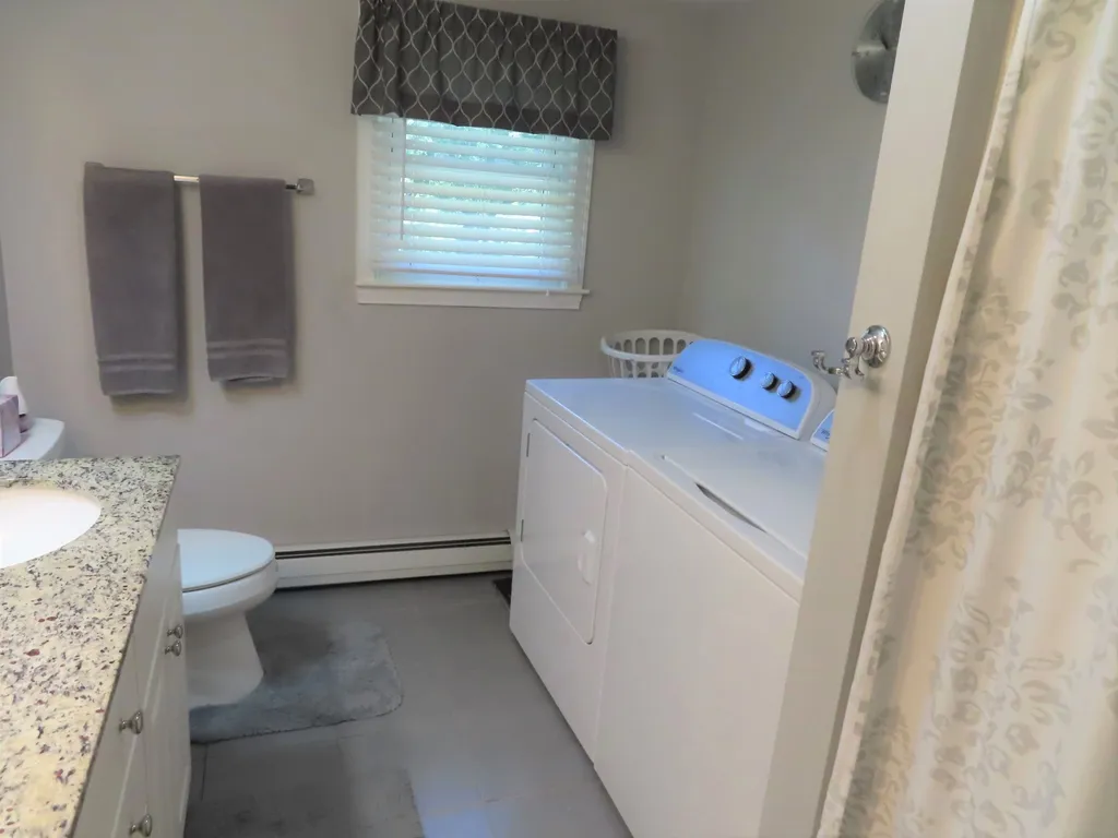 476 Portland Avenue Rollinsford NH 03869