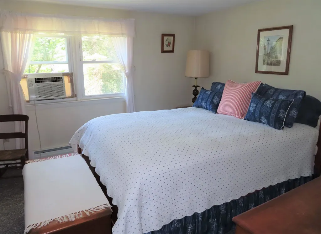 476 Portland Avenue Rollinsford NH 03869