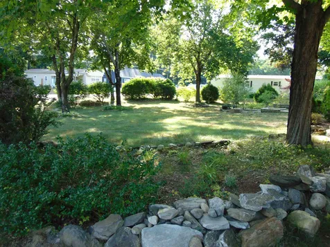 2 Leewood Trail Nashua NH 03062
