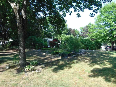 2 Leewood Trail Nashua NH 03062