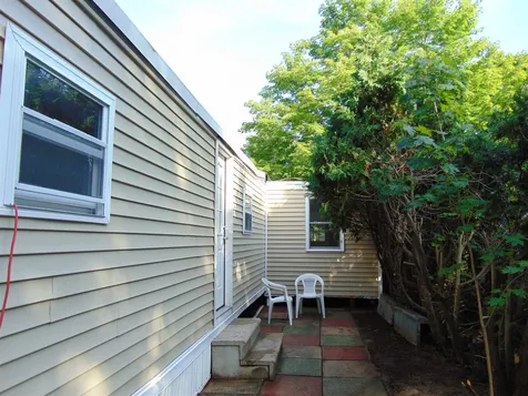 2 Leewood Trail Nashua NH 03062