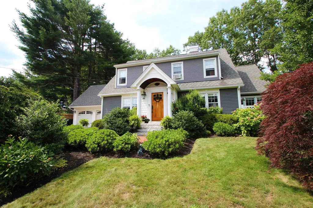 670 Coolidge Avenue Manchester NH 03102