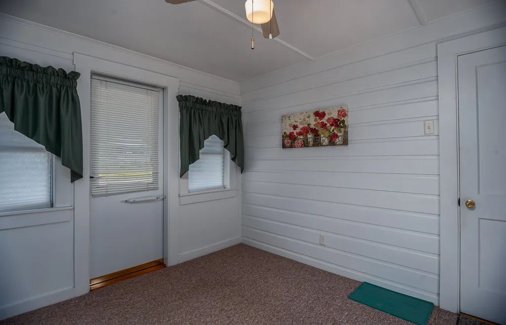 22 Crescent Avenue Dover NH 03820
