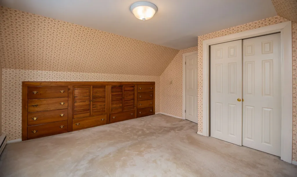 22 Crescent Avenue Dover NH 03820