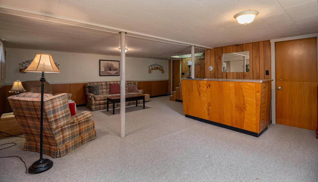 22 Crescent Avenue Dover NH 03820