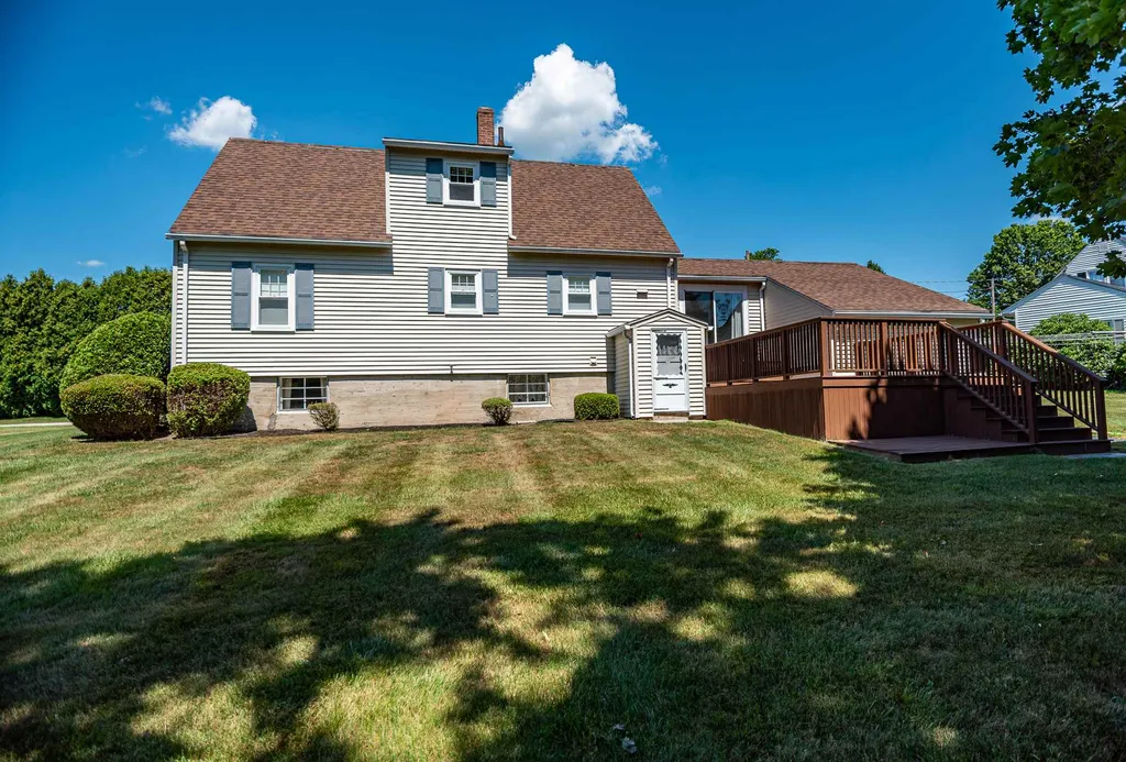 22 Crescent Avenue Dover NH 03820