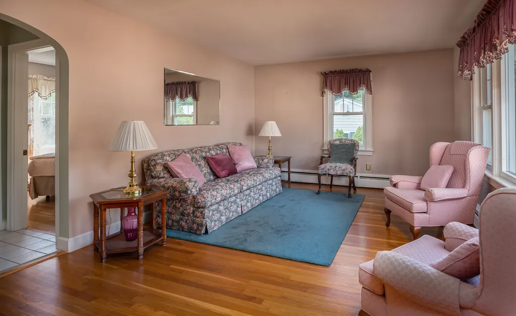 22 Crescent Avenue Dover NH 03820