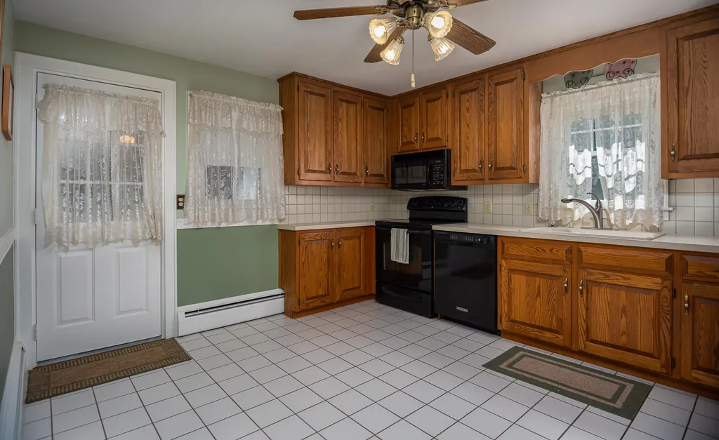 22 Crescent Avenue Dover NH 03820