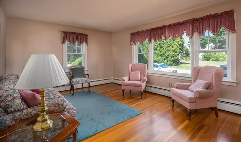 22 Crescent Avenue Dover NH 03820