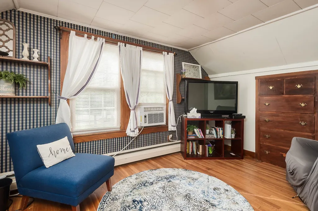 362 High Street Somersworth NH 03878