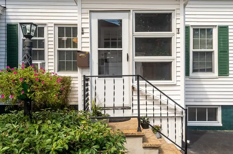 362 High Street Somersworth NH 03878