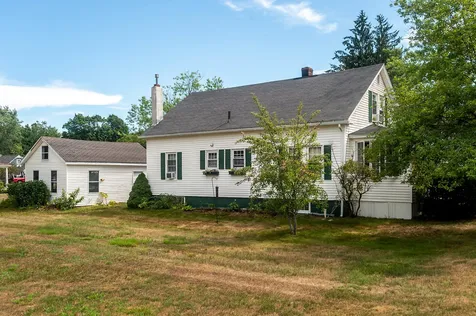 362 High Street Somersworth NH 03878